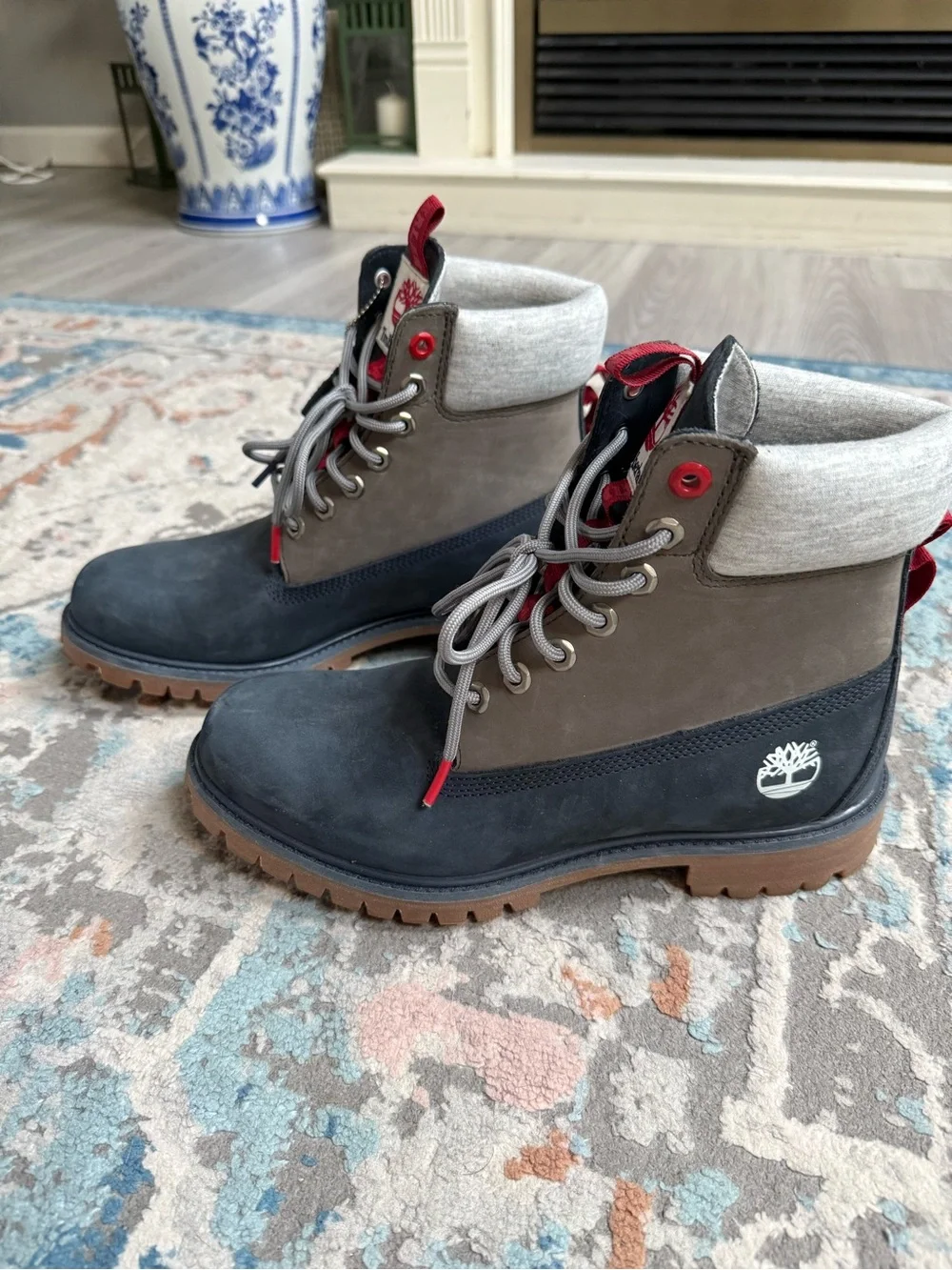 Timberland mans Navy, Gray & Red Lace-Up boot